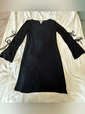 WHBM Black Cold Shoulder Cutout Bow Tie Bell Sleeve Dress M